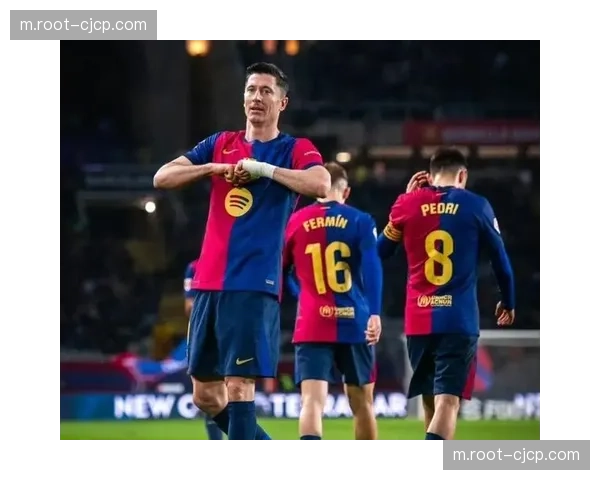 马竞防守组织层次分明 四线距离保持紧凑限制巴萨渗透